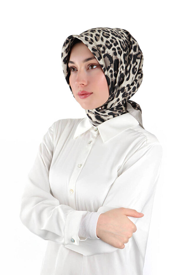 وشاح حريري بنمط الفهد الحجري - 2