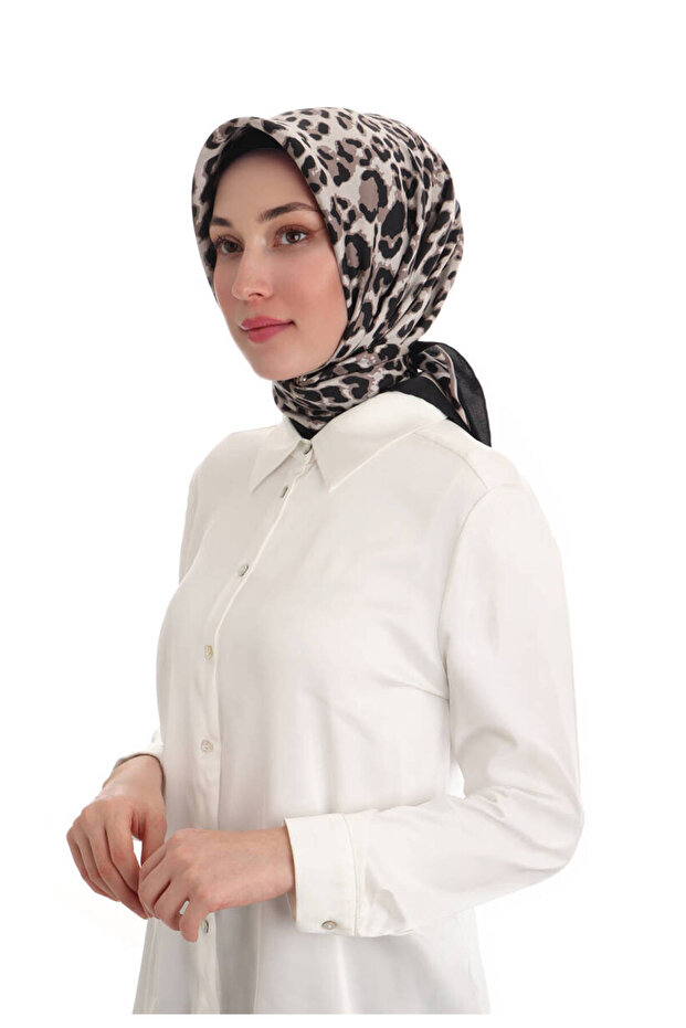 Mink Leopard Pattern Twill Silk Scarf - 2