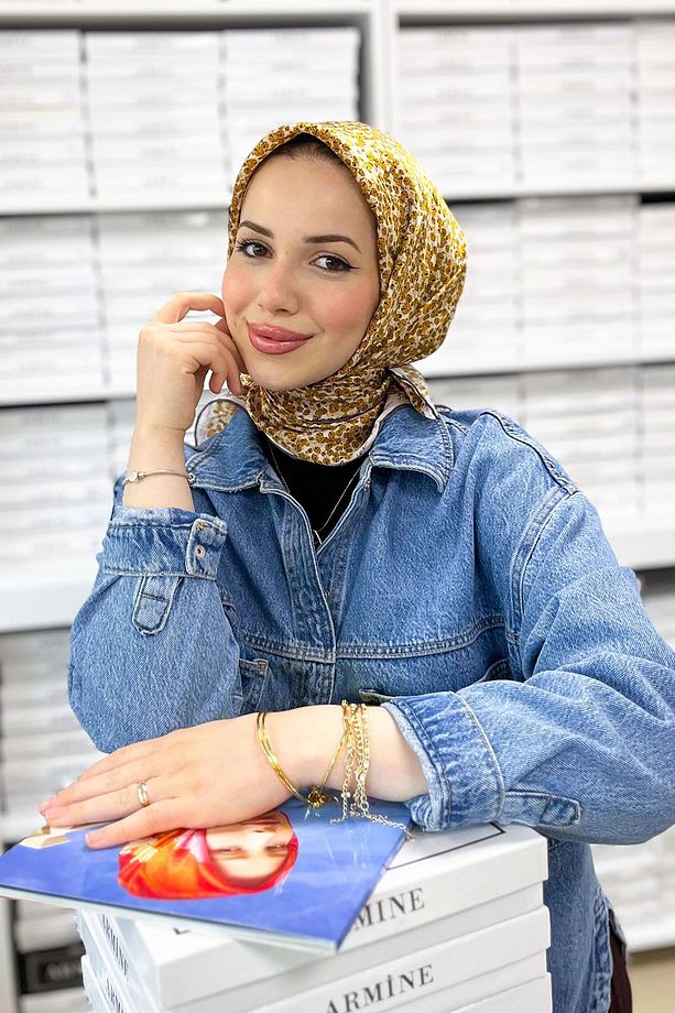 İpek Eşarp - 8947d-02 - Sura - 1
