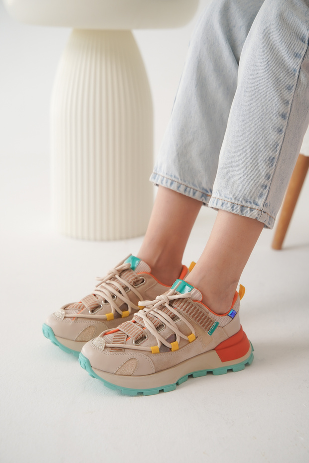 Women's Design Sole Colorful Sneaker Snena Beige