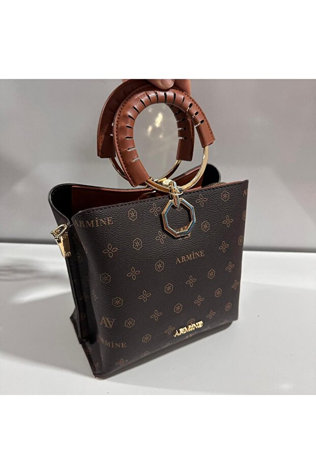 حقيبة مطبوعة باللون البني AR26003