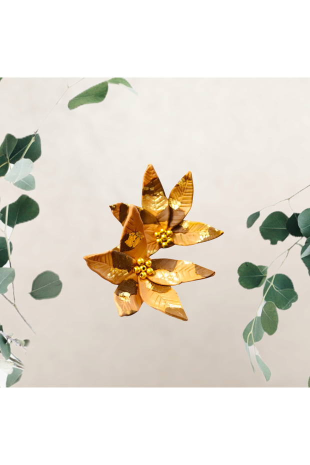 Fleur d'Or - أقراط بتصميم خاص مصنوعة يدويًا من أوراق الذهب