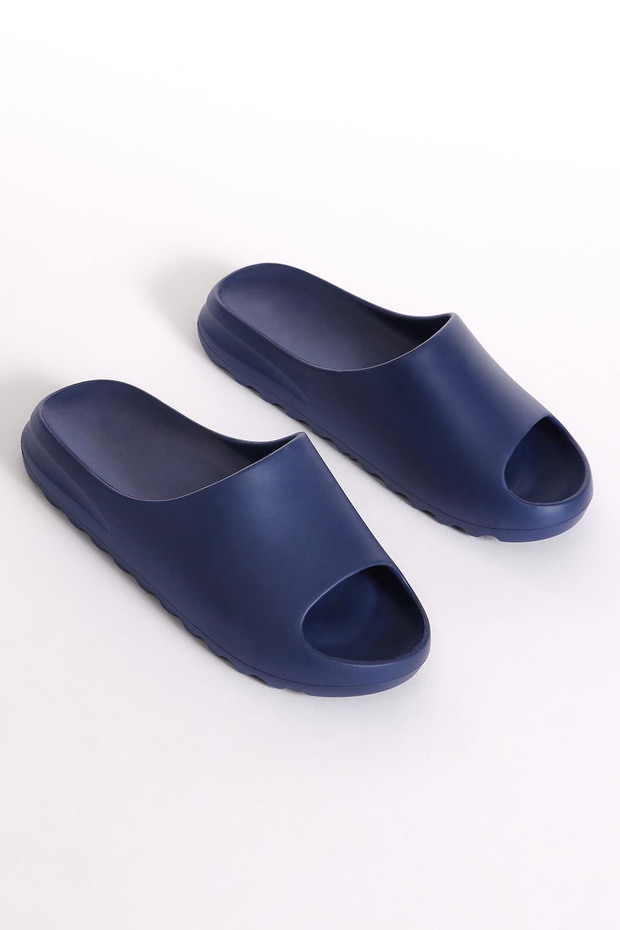 YEEZY MODEL EVA TERLIK - 4