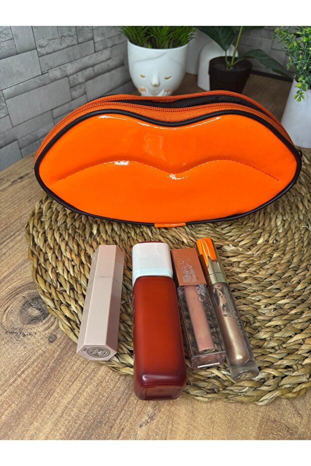 Makyaj çantası - 2