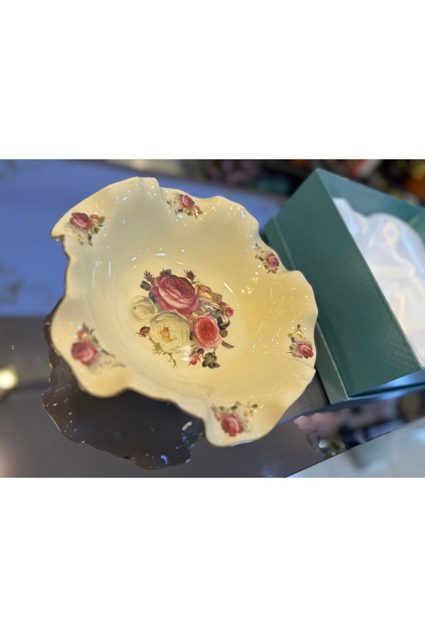 Esterhomedecor Porcelain Presentation Plate Pit Presentation Plate 22*9cm