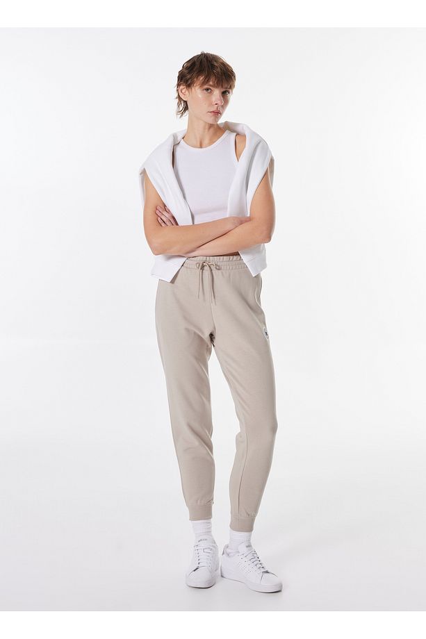 CORE CHUCK PATCH PANT FT PAPYRUS Bej Kadın Lastikli Paça Lastikli Bel Regular Fit Eşofman Altı - 1