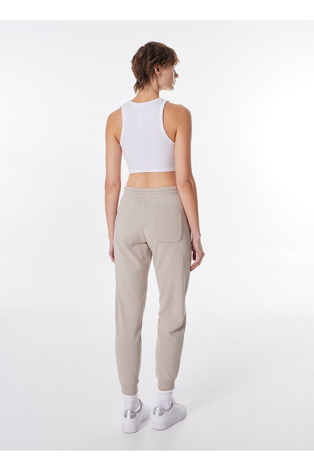 CORE CHUCK PATCH PANT FT PAPYRUS Bej Kadın Lastikli Paça Lastikli Bel Regular Fit Eşofman Altı - 5
