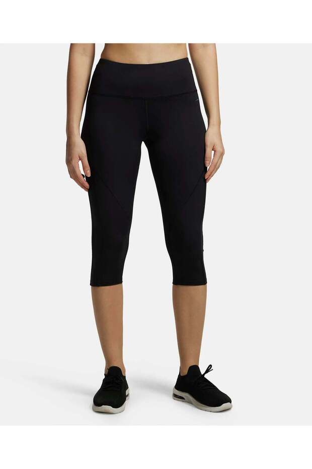 Move Women Slim Fit Capri MW36-01 Black