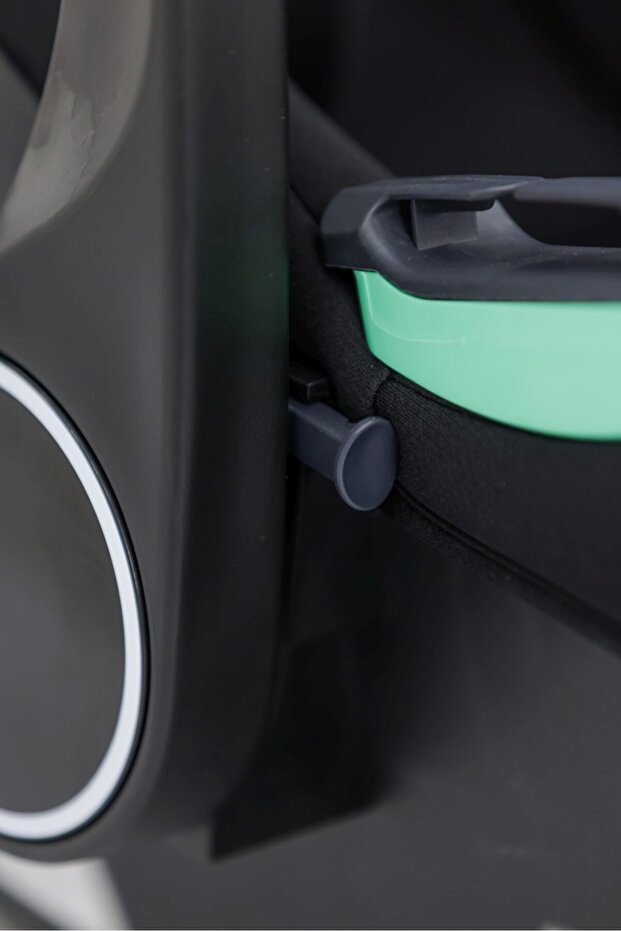 Zeno I Velikost Hamilton Černá Auto Shell - 8