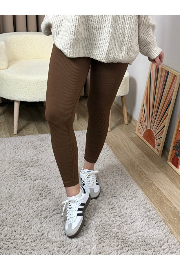 طماق مضلعة - بني - 2