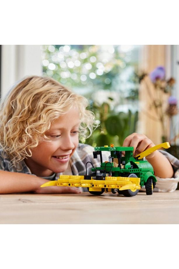 ® Technic John Deere 9700 Forage Harvester 42168 - 9+ Oyuncak Model Yapım Seti (559 Pr) - 8