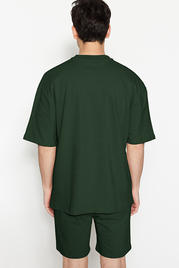 Haki Oversize/Geniş Kesim Etiket İşlemeli Dokulu Tok Kumaş T-shirt TMNSS23TS00074 - 2