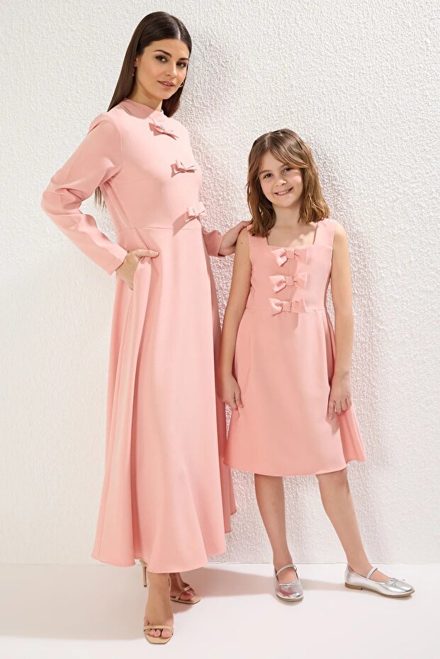 Pembe Kurdele Detaylı Mini Me Anne-Kız Dokuma Elbise TKDSS25EL00046 - 1