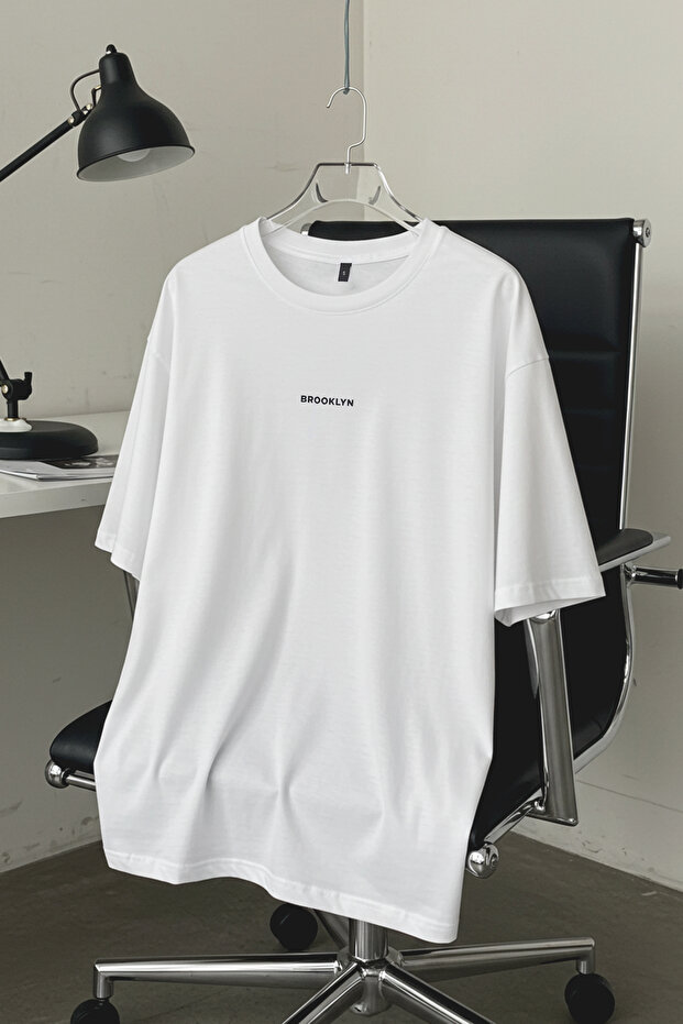 Beyaz Oversize/Geniş Kesim %100 Pamuklu Brooklyn Baskılı Tok Kumaş T-shirt TMNSS25TS00072 - 1