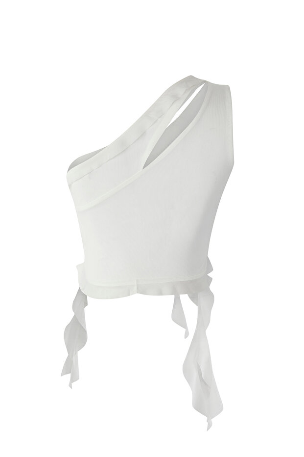Ekru Asimetrik Yaka Cut Out ve Fırfır Detaylı Astarlı Tül Örme Bluz TWOSS25BZ00292 - 4