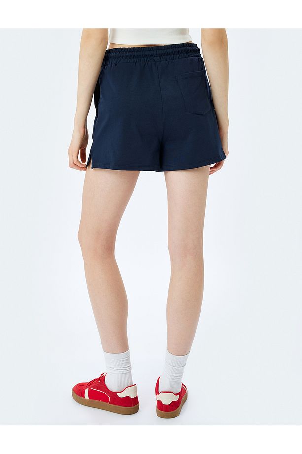 Beli Bağcıklı Cep Detaylı Mini Şort - 4