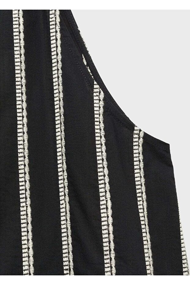 İşlemeli halter yaka elbise - 5