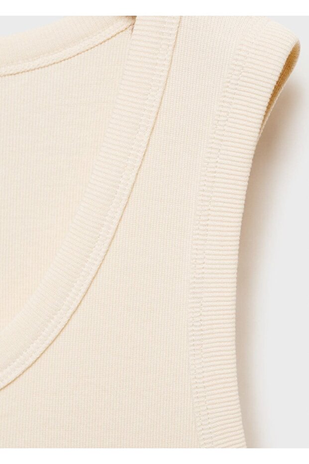 %100 pamuklu askılı düğmeli tişört - 7