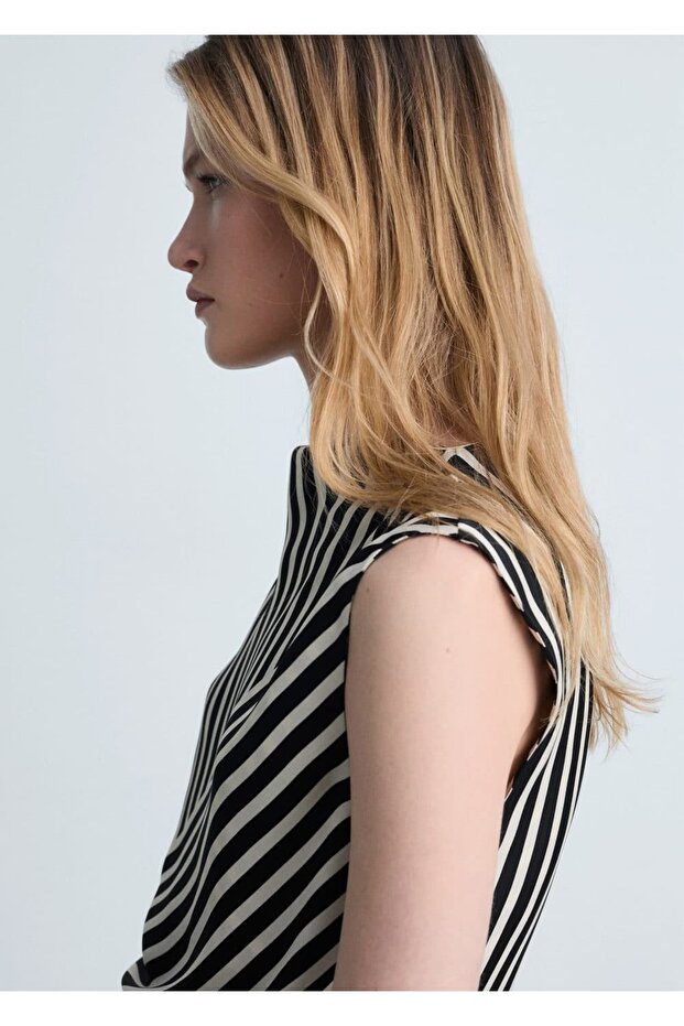 Çizgili Perkins yaka bluz - 8