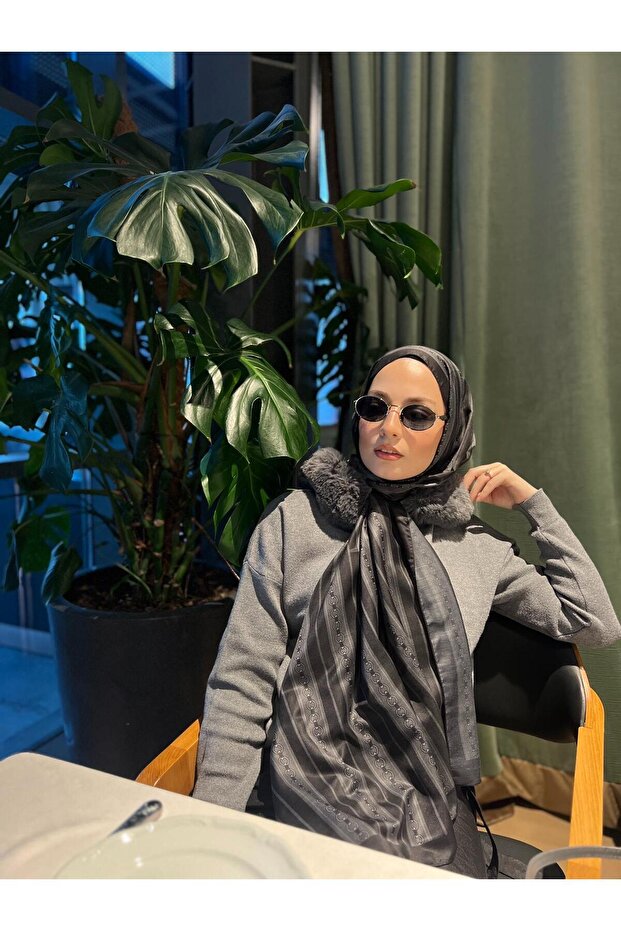 Chain Pattern Shawl - 4