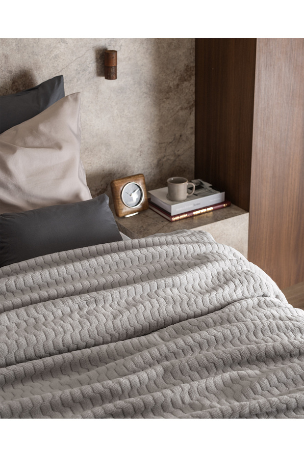 Ludos Grey Fleece Printed Double Wellsoft Emboss Blanket - 2