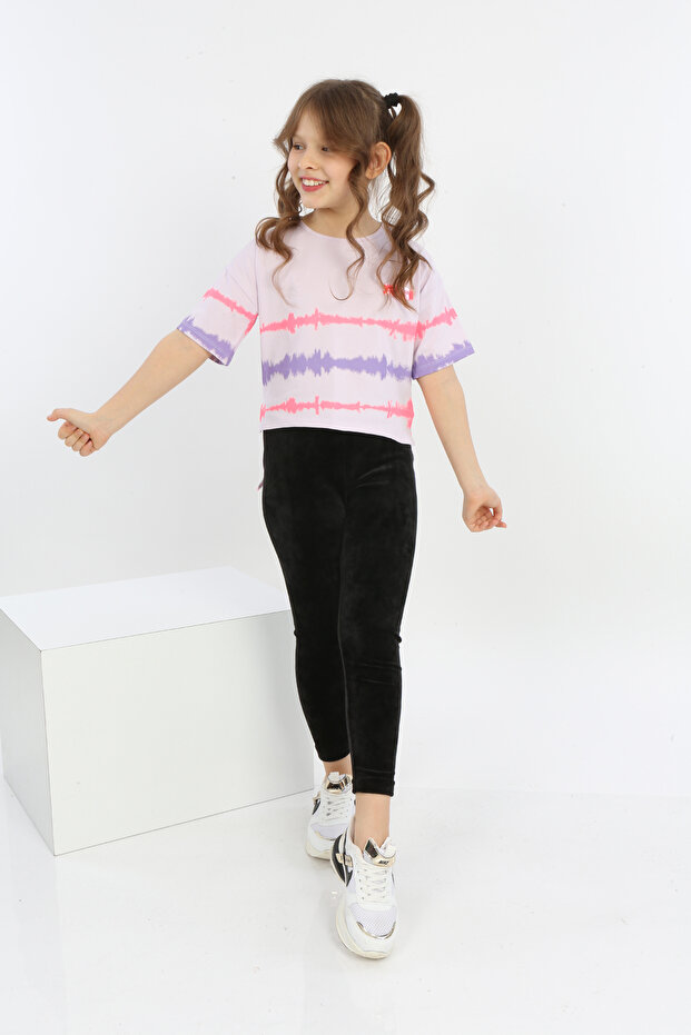 Girl's T-shirt with Emblem on Chest