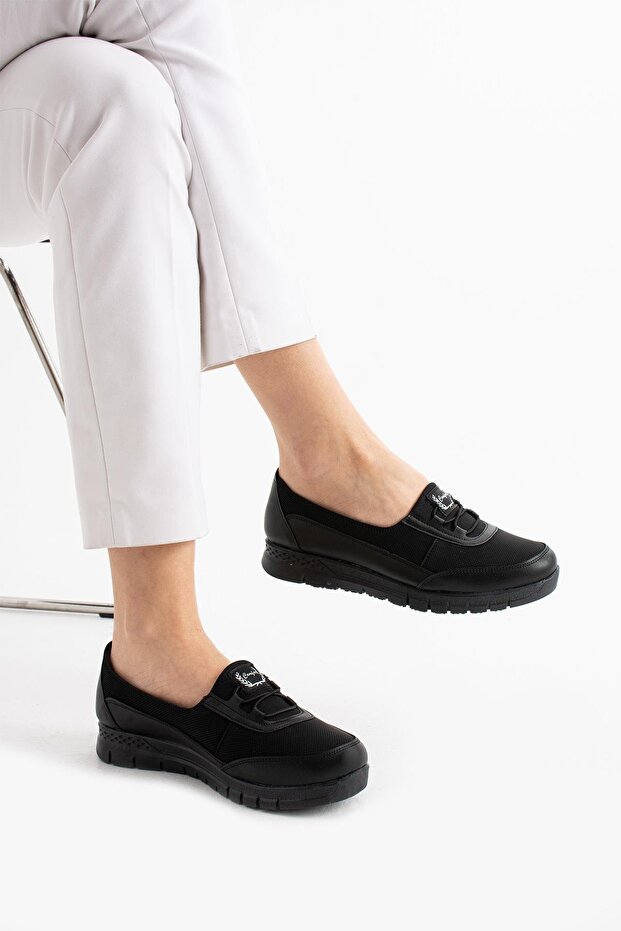 Women's Lightweight Poly Sole Orthopedic Casual Shoes