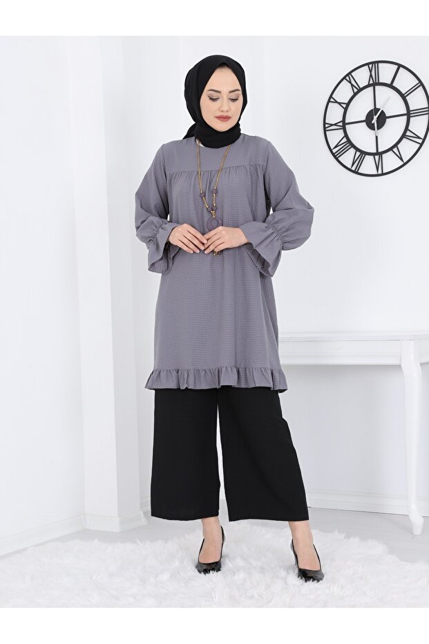 Wrapped Tunic with Elastic Sleeves and Frilled Skirt