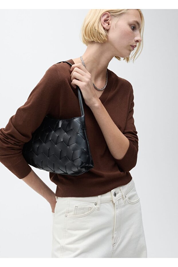 V-neck knitwear sweater