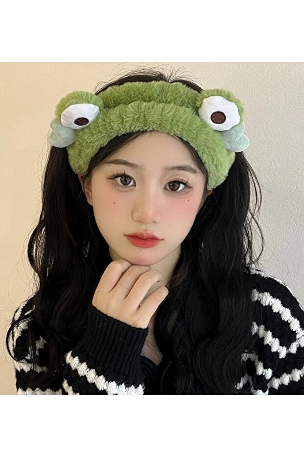 Furry Plush Green Color Headband with Googly Eyes Frog and Heart Figures