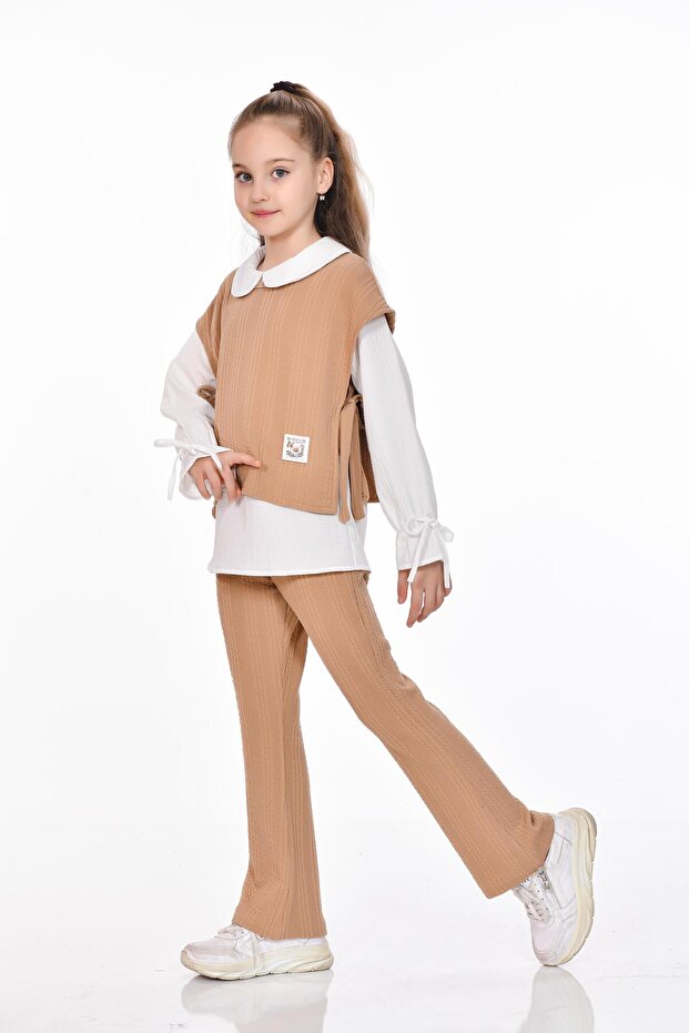 Knitted Patterned Girl's Set - Classic and Elegant Combination
