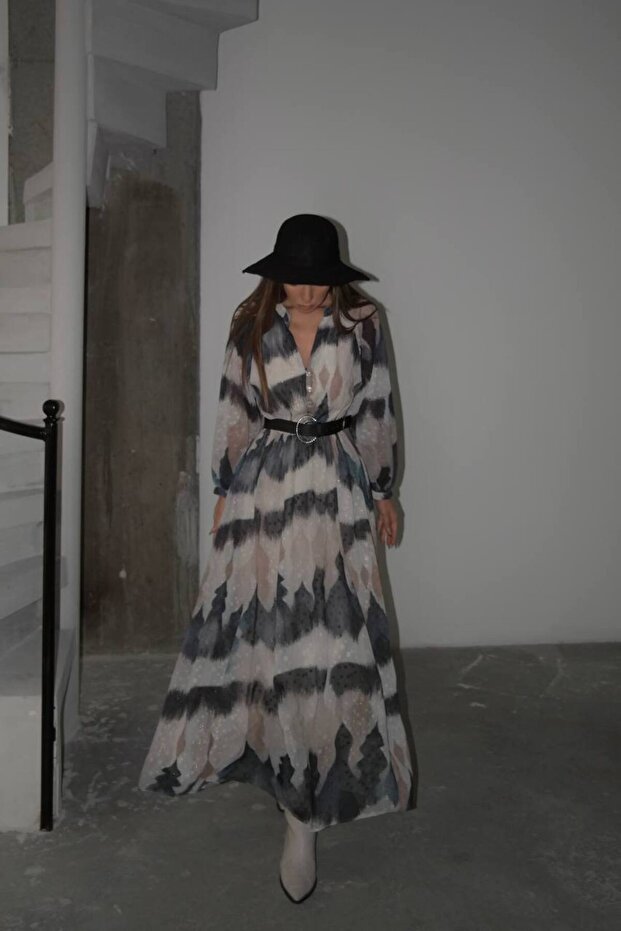 Şifon Astarlı Desenli Kemerli Uzun Şifon Elbise - 1