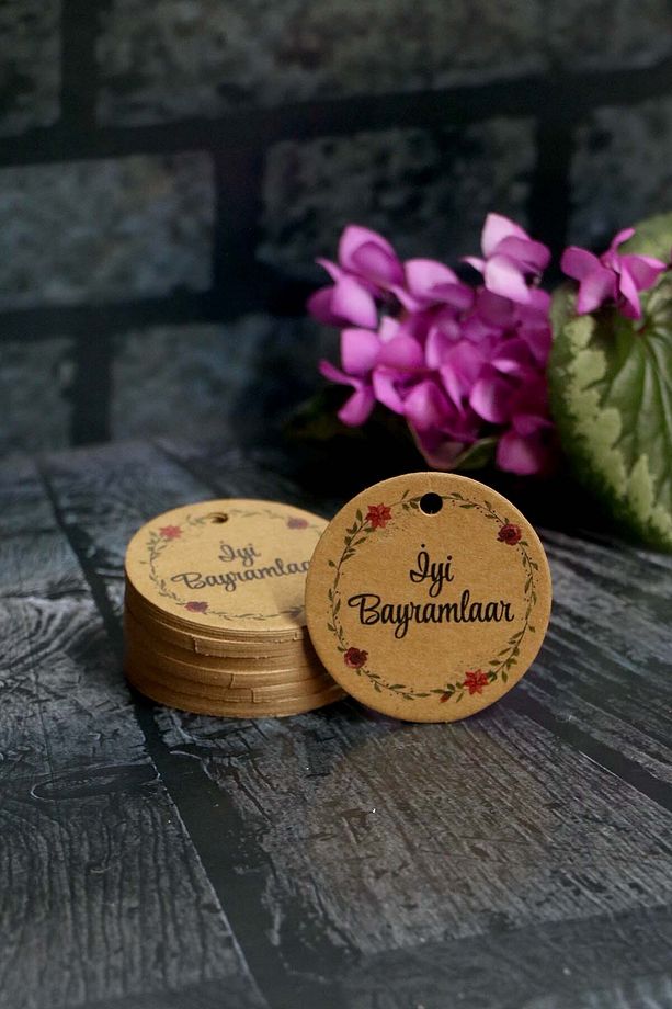 Bayram etiketi - İyi bayramlar baskılı - 50 adet Kraft Çiçek Yaprak baskılı Bayram Etiketi ( 5 cm) - 1