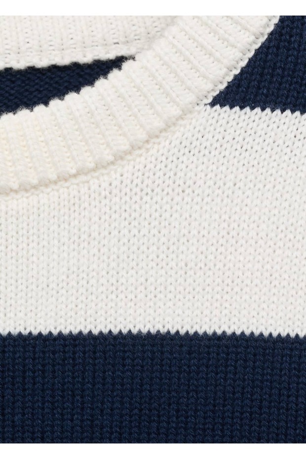 Çizgili triko kazak - 5