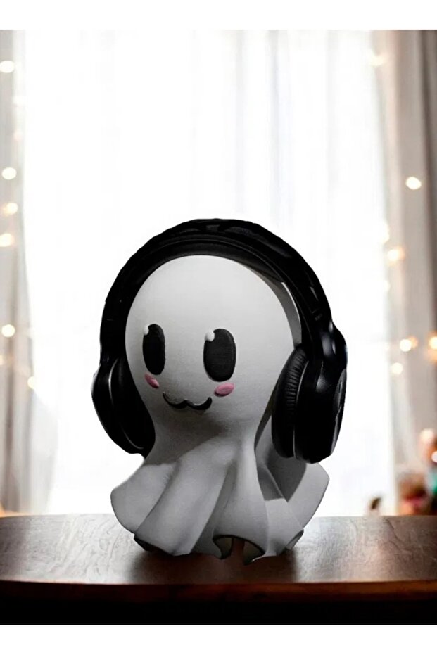Gentle Ghost Headphone Holder - A Spooky and Stylis Storage Solution
