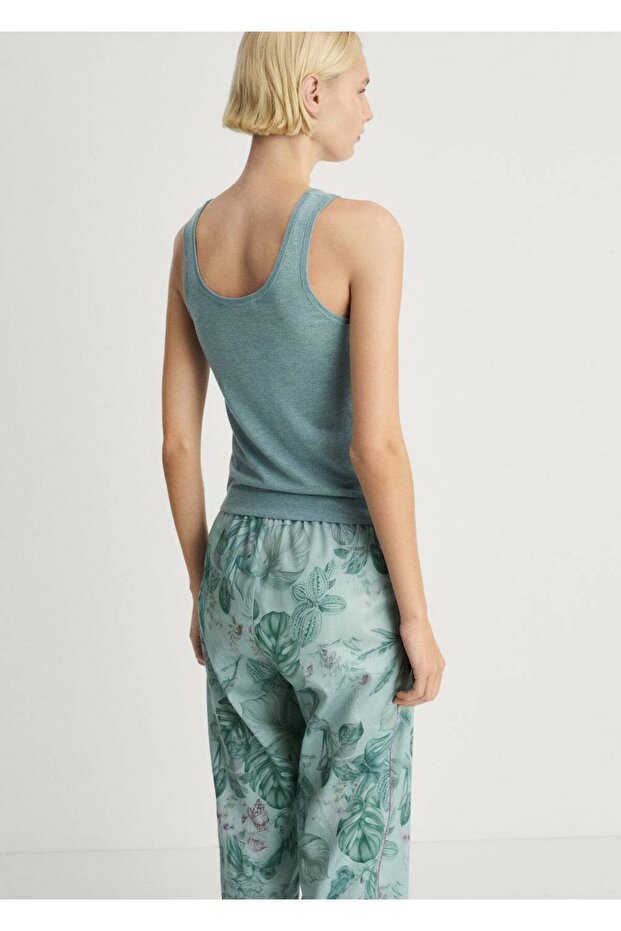 Yuvarlak yaka triko kazak - 4