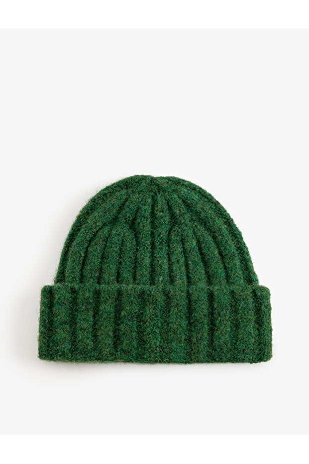 Basic Beanie with Soft Textured Knit Detail