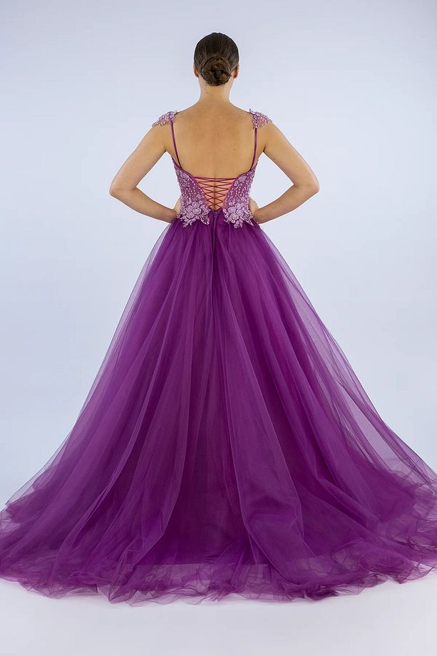 Alluring Elegance A Kesim Nişan Elbisesi - 7