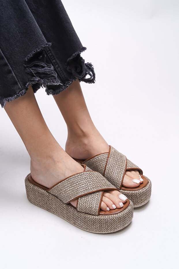 Shraldrel Women's Slippers 0012301 Tan Straw