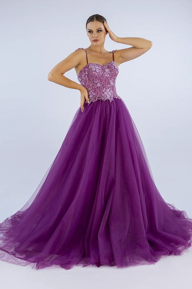 Alluring Elegance A Kesim Nişan Elbisesi - 3