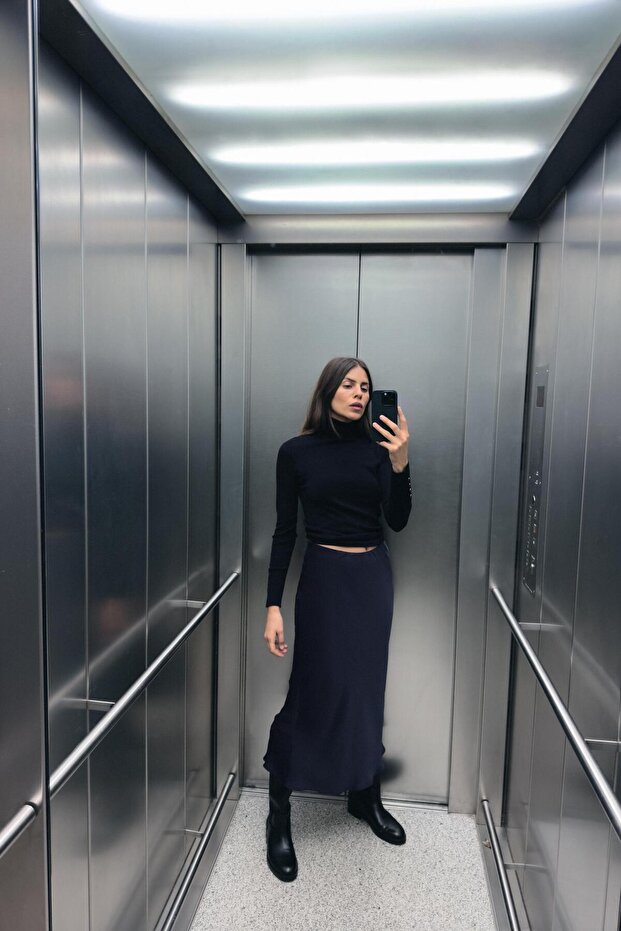 TURTLEneck SWEATER - 1