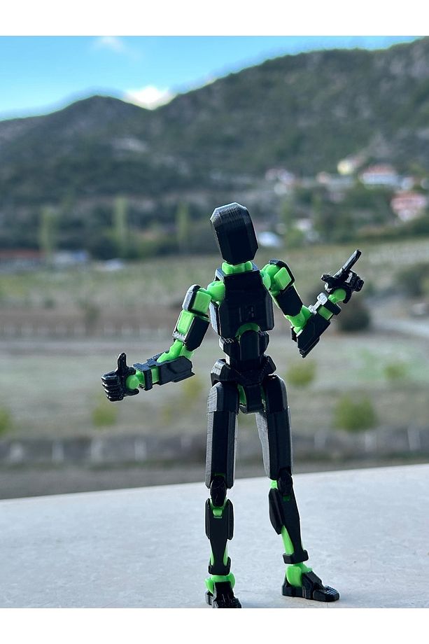 Lucky 13 Oynar Eklemli Robot Titan 13 - Dummy Oyuncak El Seti - Yalnızca 12 Çift El Gönderilir - 7