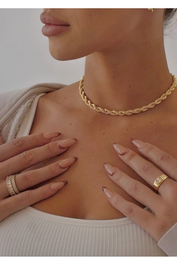 Asia by Leuvoie Twist Chain Necklace