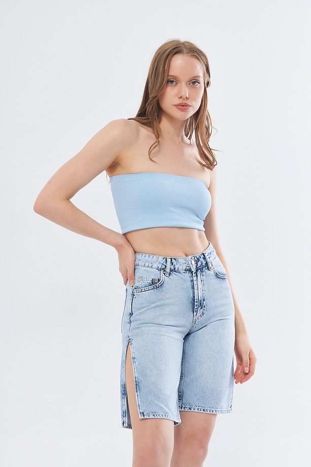 Kadın Yüksek Bel  Paça Yanları Yırtmaçlı Denim Şort - 5