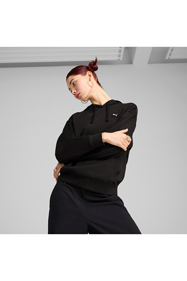 سويت شيرت نسائي أسود من Ess Elevated Comfort Tr