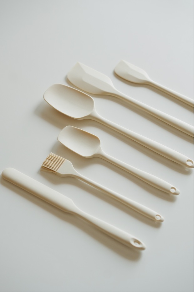 6-Piece Cream Silicone Heat-Resistant Kitchen Set