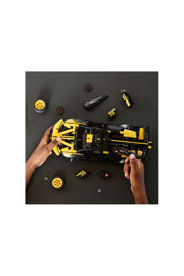 ® Technic Bugatti Bolide 42151 - 9+ Koleksiyonluk Yaratıcı Oyuncak Model Yapım Seti (905 Parça) - 5