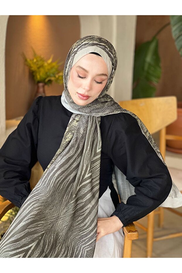 Sequin Pattern Lina Shawl - 3