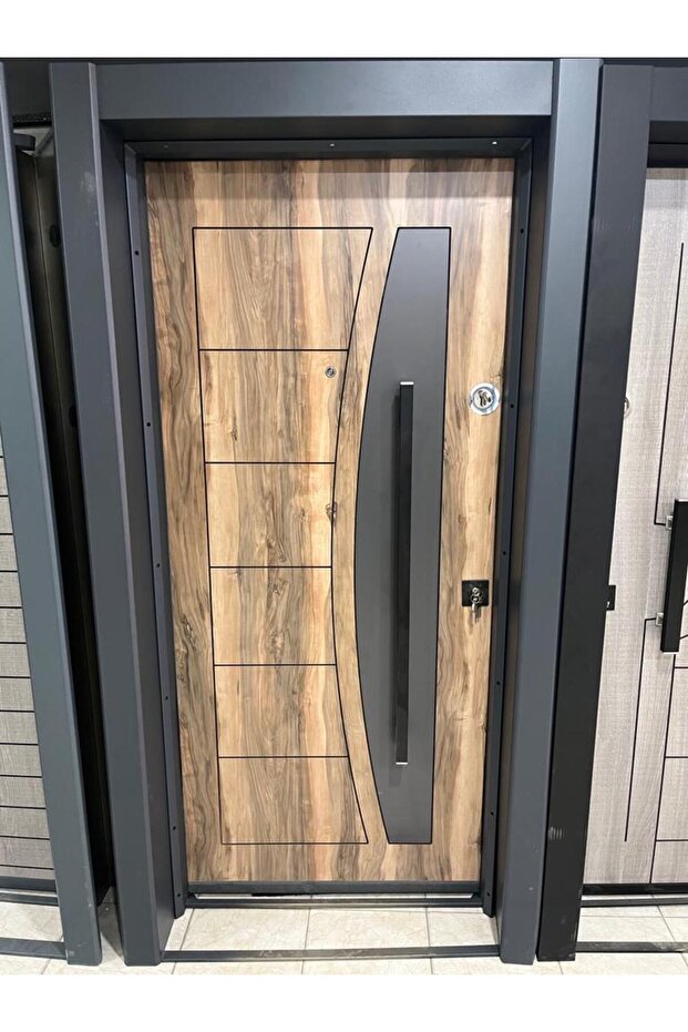 Izmit Çelik Kapı - 1