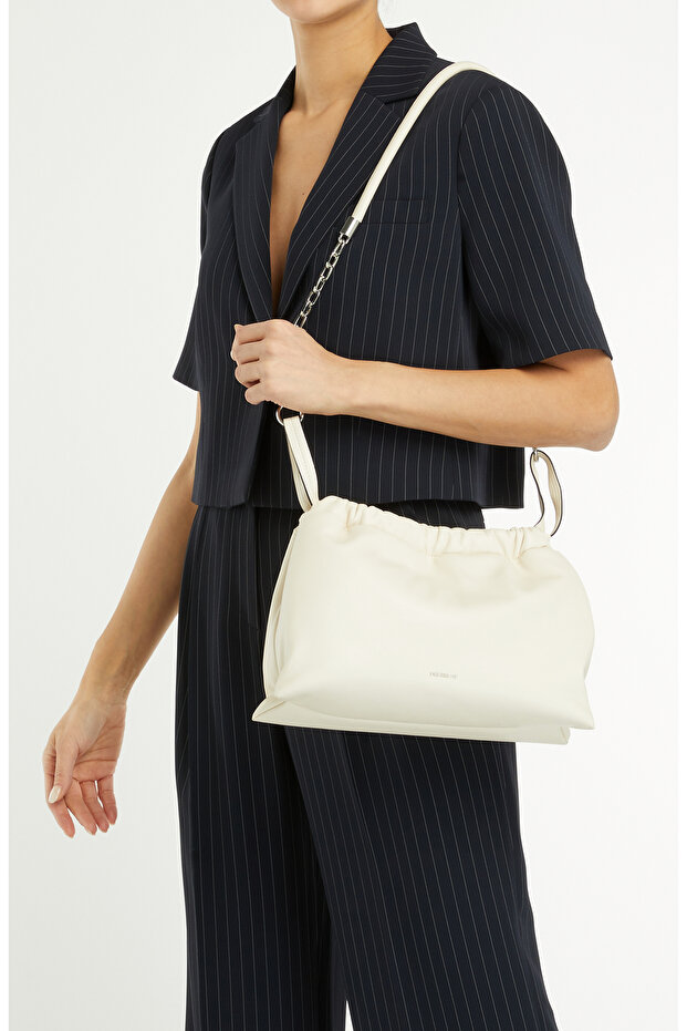 Bej Kadın Postacı Çantası - 1